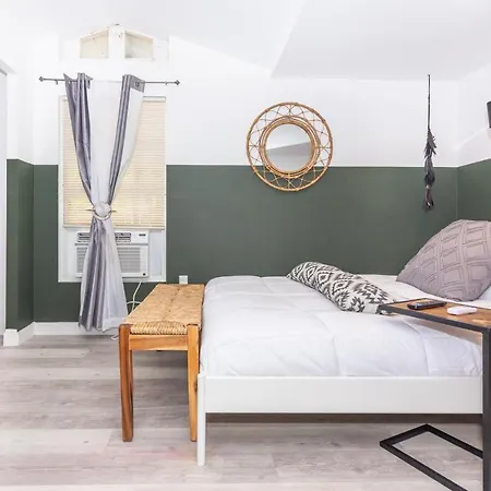 Studio Miami With Backyard - Heart Of Downtown And Wynwood Exterior photo