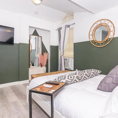 Studio Miami With Backyard - Heart Of Downtown And Wynwood Exterior photo